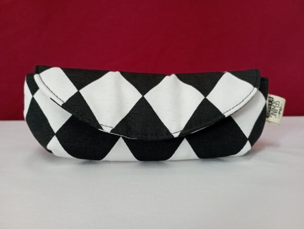 eyewear case black and white rhobus