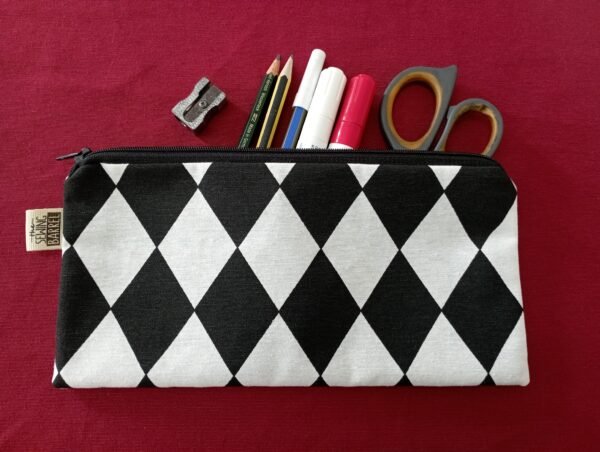 schwarz-weißer Raute