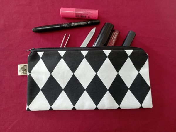 schwarz-weißer Raute