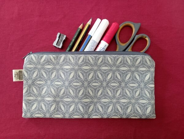 grey and beige pattern