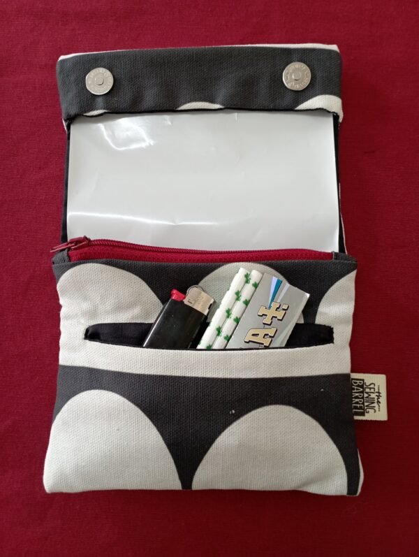 tobacco case black and off white shapes